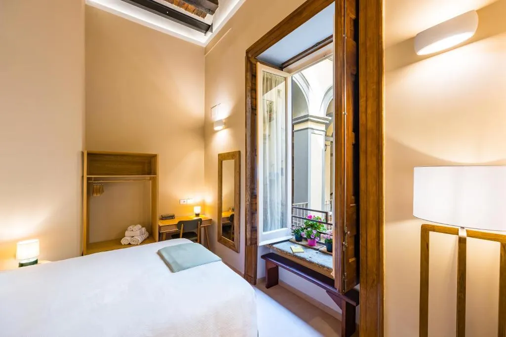 QUADRUPLE STANDARD Room, Borgo Vergini Garden, Naples