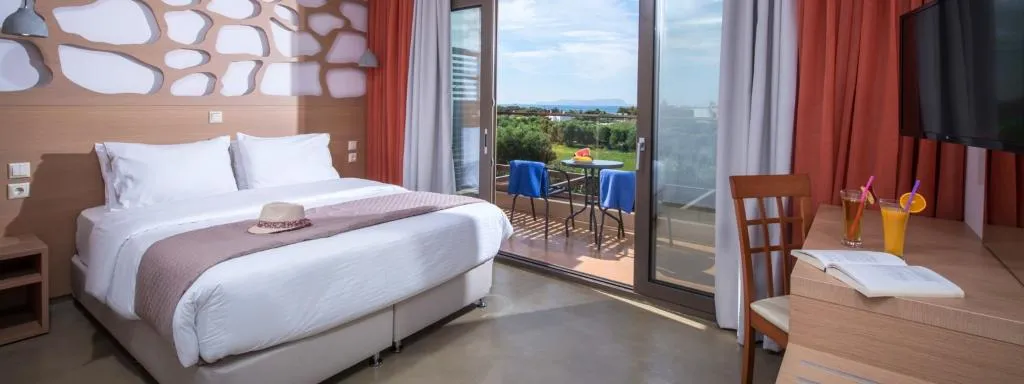 Double or Twin SUPERIOR SEA VIEW Room, Oasis Beach Hotel, Crete