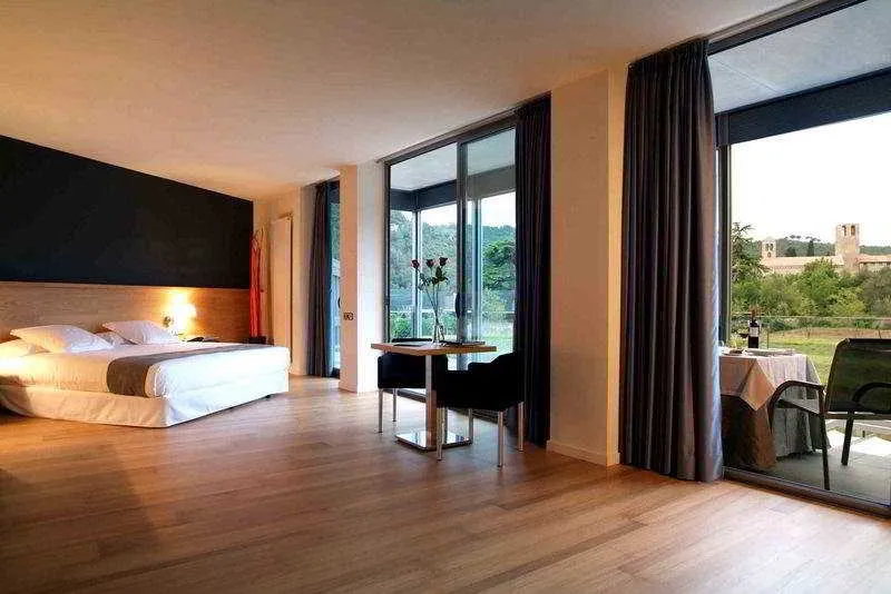Room, Mon St Benet, Barcelona