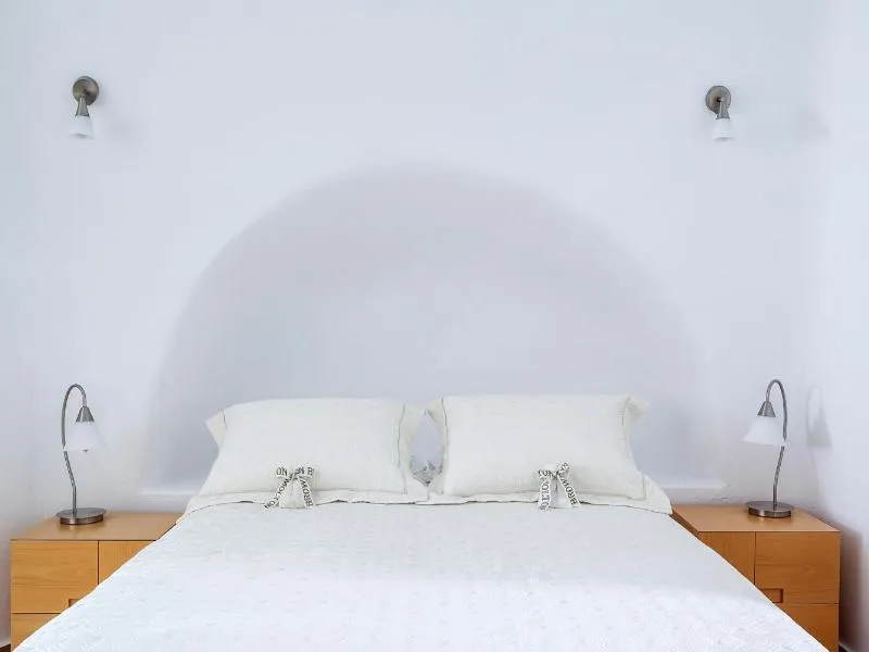 SUITE DELUXE Room, Aliko Luxury Suites, Santorini