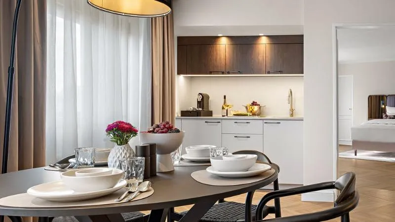 SUITE STANDARD Room, Vignette Collection Bristol Berlin, Berlin