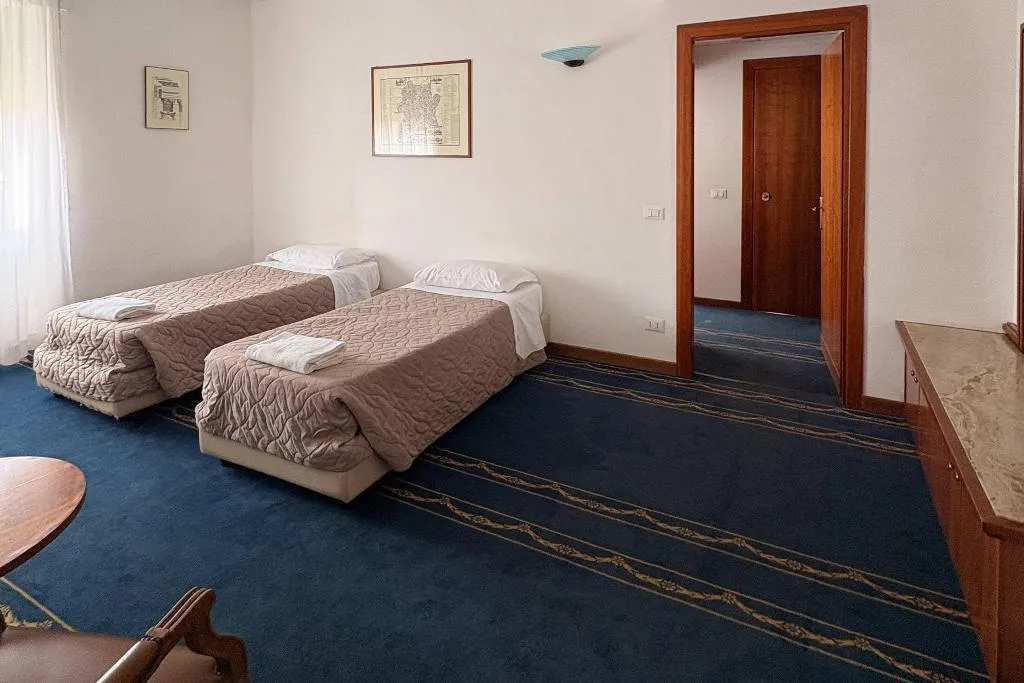 QUADRUPLE STANDARD Room, Quality Hotel Nova Domus, Rome