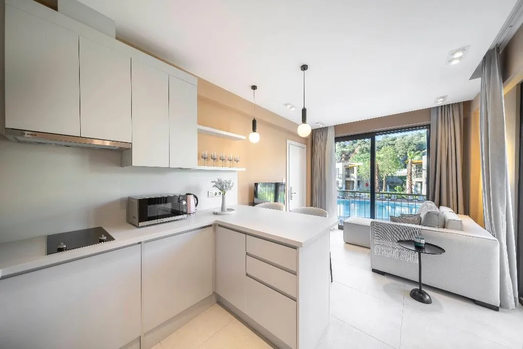 FAMILY ROOM CAPACITY 4 Room, Helis Suites, Bodrum