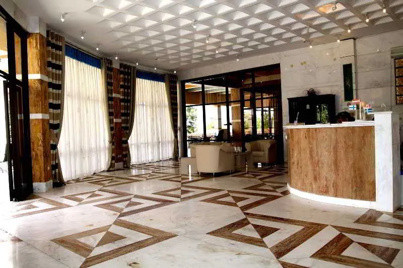 Lobby, Rema, Halkidiki