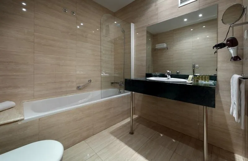 QUADRUPLE STANDARD Room, Dorma Tartessos, Costa De La Luz