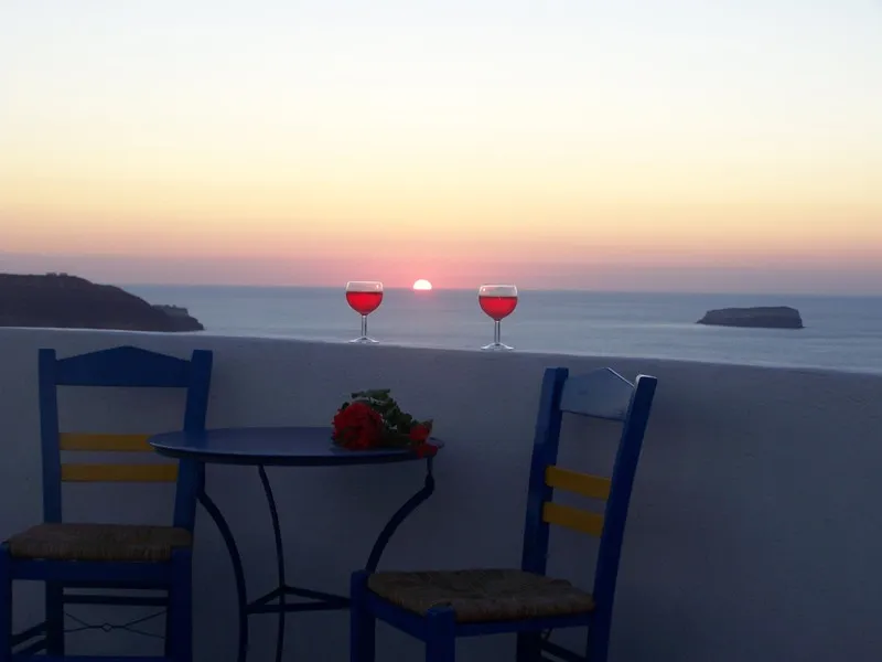 VILLA CAPACITY 4 Room, Caldera View Private Villa, Santorini