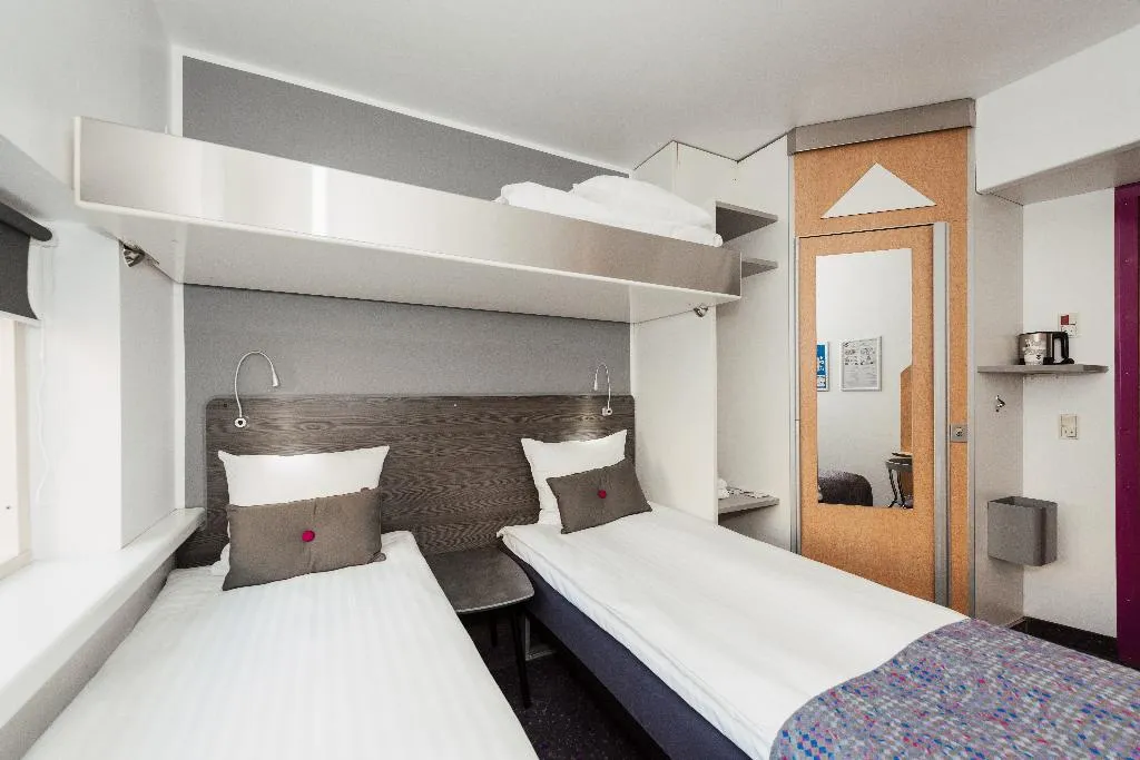 TRIPLE SUPERIOR Room, Cabinn Scandinavia, Copenhagen