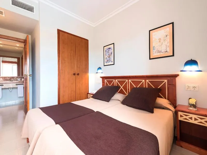 Room, Green Garden, Majorca