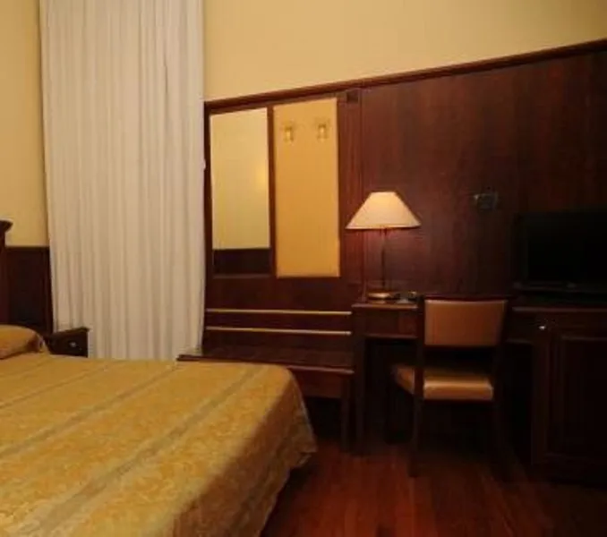 DOUBLE STANDARD Room, Valganna, Milan