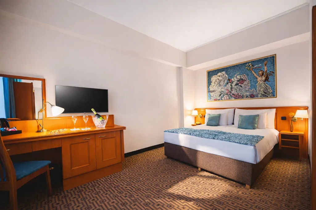 SUITE STANDARD Room, Grand Hotel International, Prague