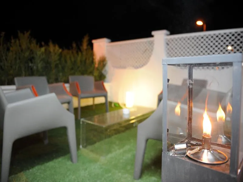 Terrace, Hotel Spicy Sorrento, Naples