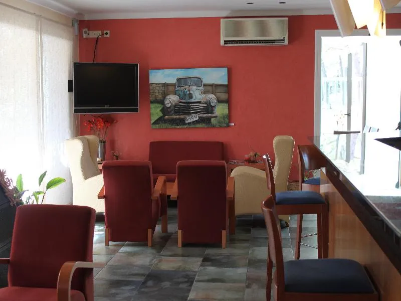 Lobby, Picasso, Costa Brava