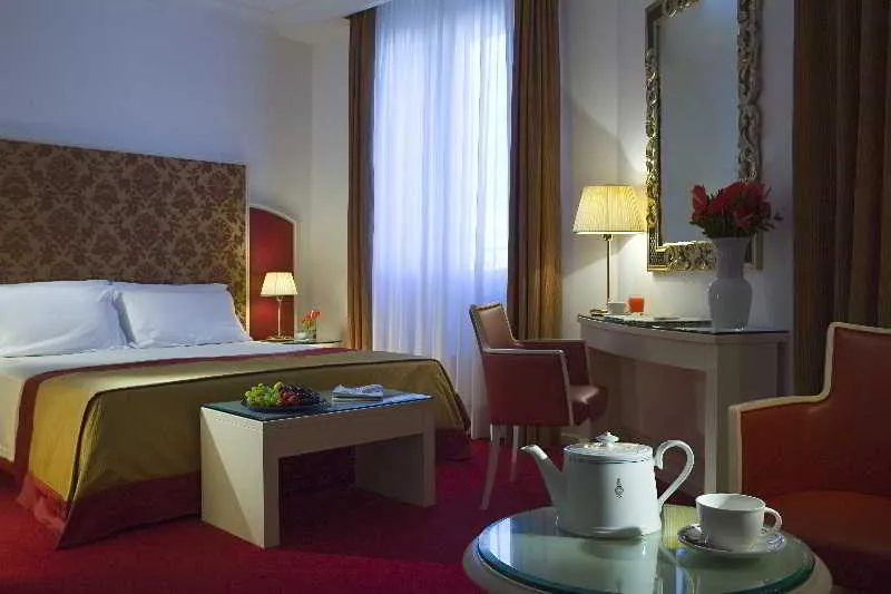 Room, Bonvecchiati, Venice
