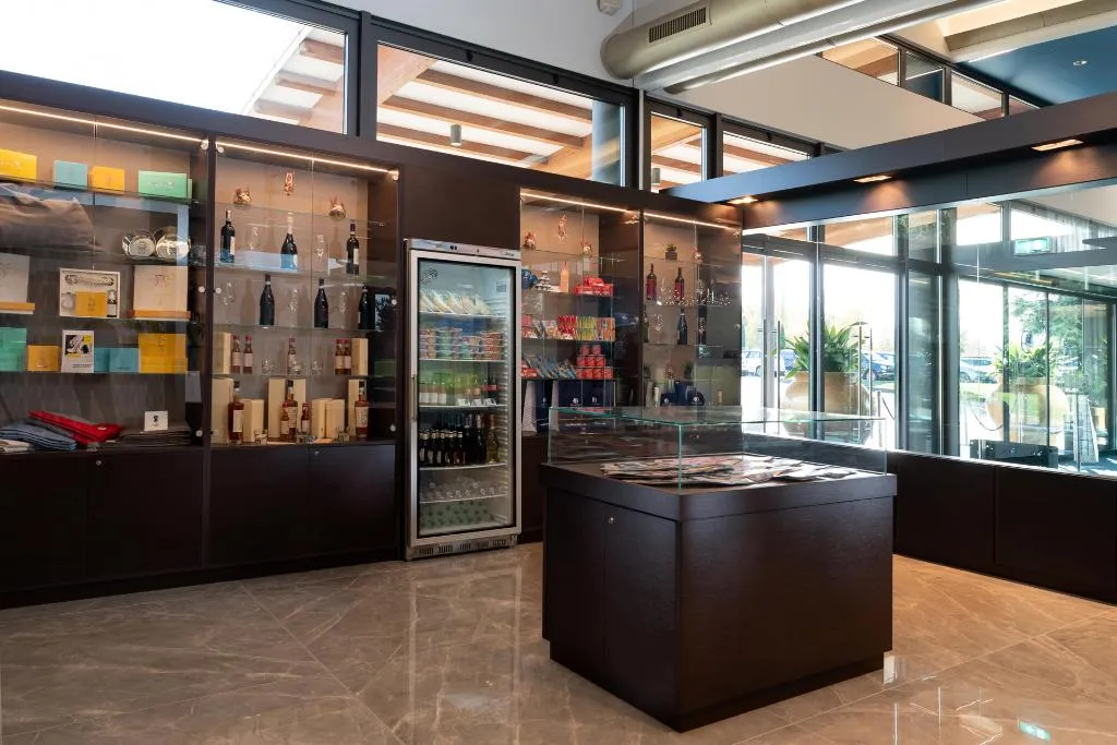 Restaurant, Doubletree by Hilton Milan Malpensa Solbiate Olona, Milan