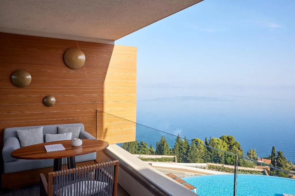 SUITE SEA VIEW ONE BEDROOM Room, Angsana Corfu Resort & Spa, Corfu