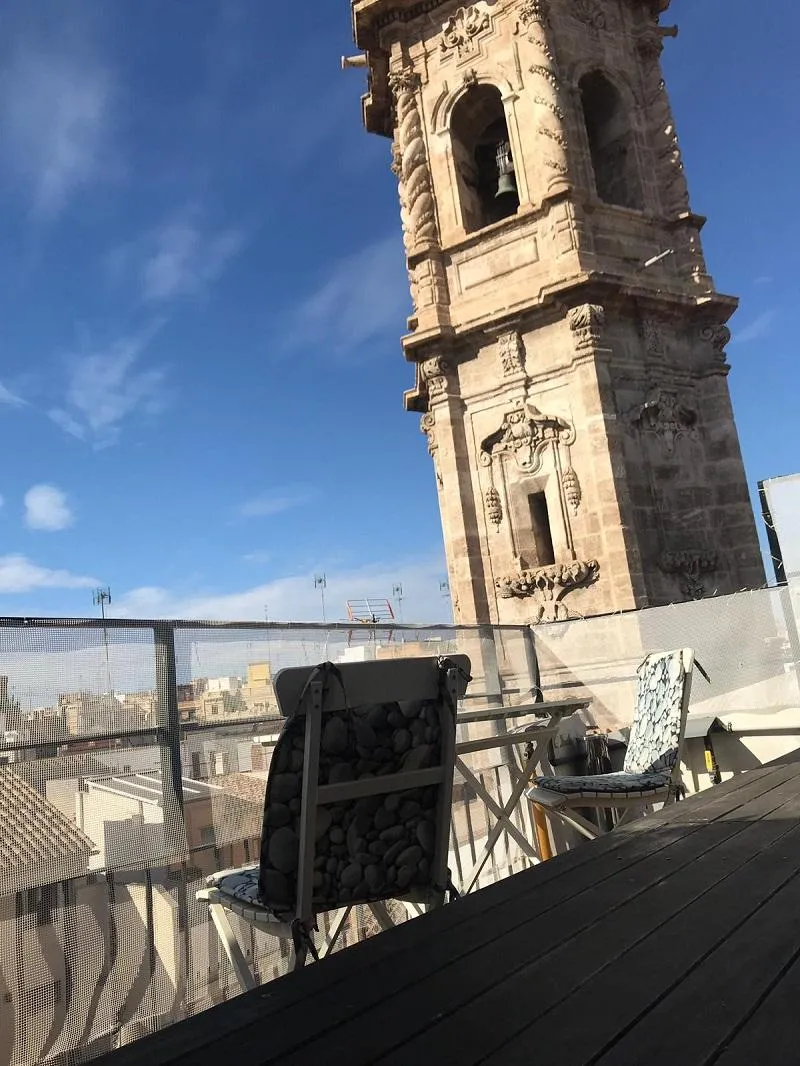 Room, El Siglo, Valencia