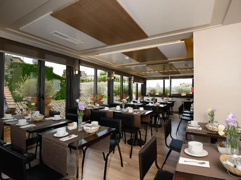 Restaurant, Trevi, Rome
