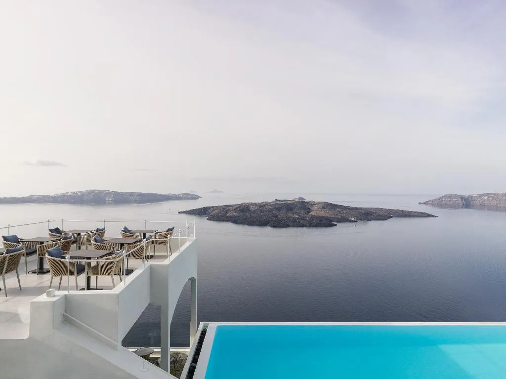 General view, Cosmopolitan Suites, Santorini