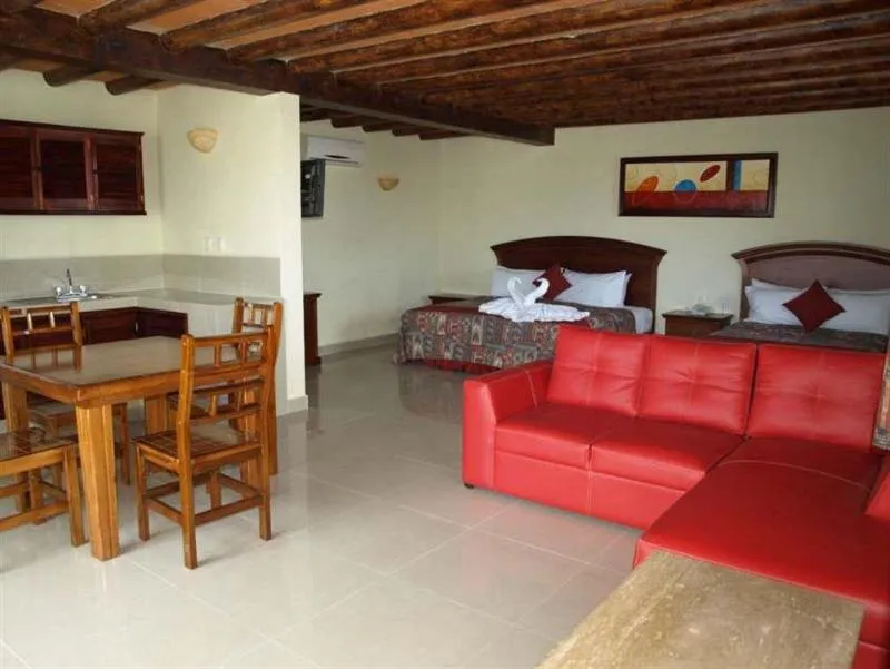 SUITE WITH TERRACE Room, El Campanario, Playa Del Carmen