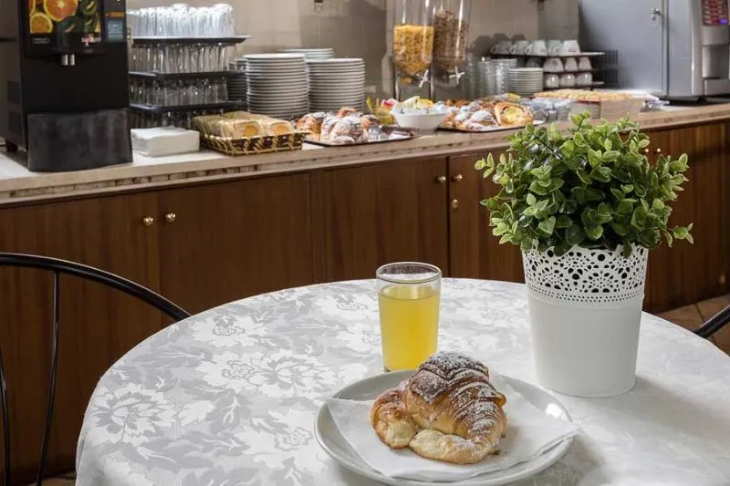 Restaurant, Center 3, Rome