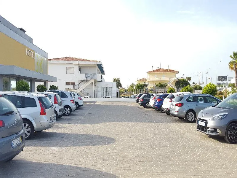 General view, 3K Faro Aeroporto, Algarve