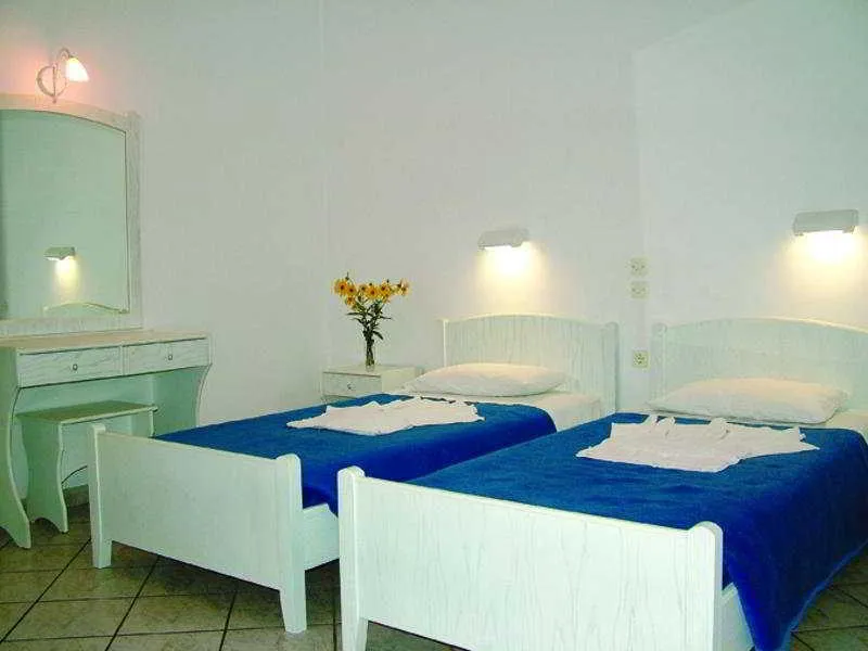 Room, Niouris Apartments, Corfu