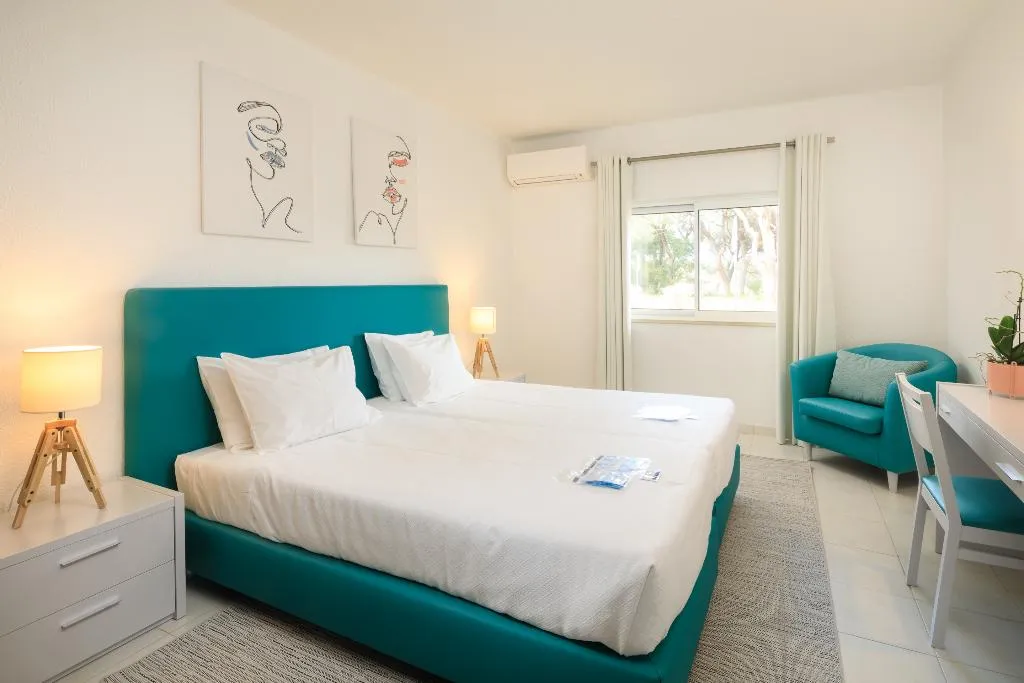 APARTMENT ONE BEDROOM Room, Vale Do Lobo Resort, Algarve