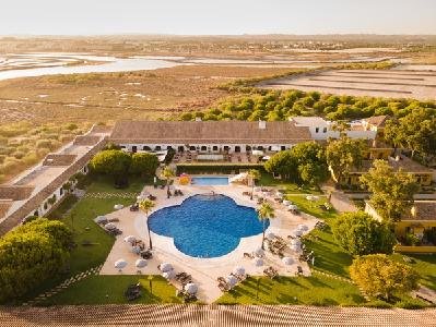 Eleni Studios Skala, Kefallinia