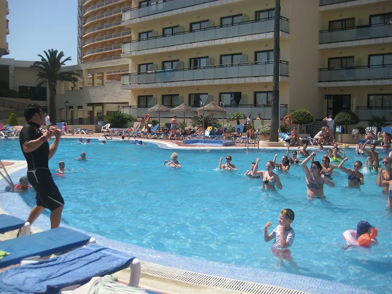 Sports and Entertainment, Puente Real, Costa Del Sol