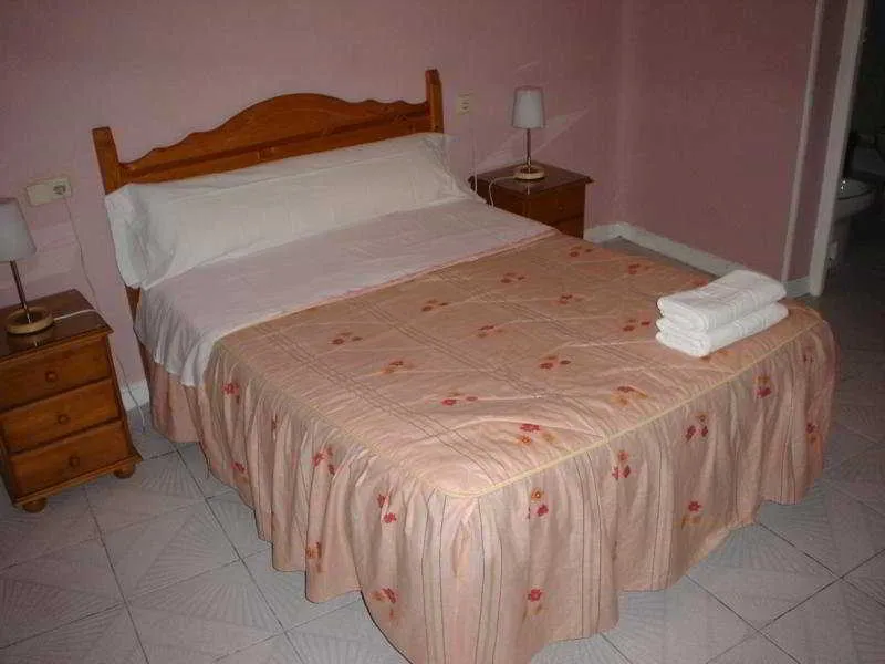 Room, Mirentxu, Madrid