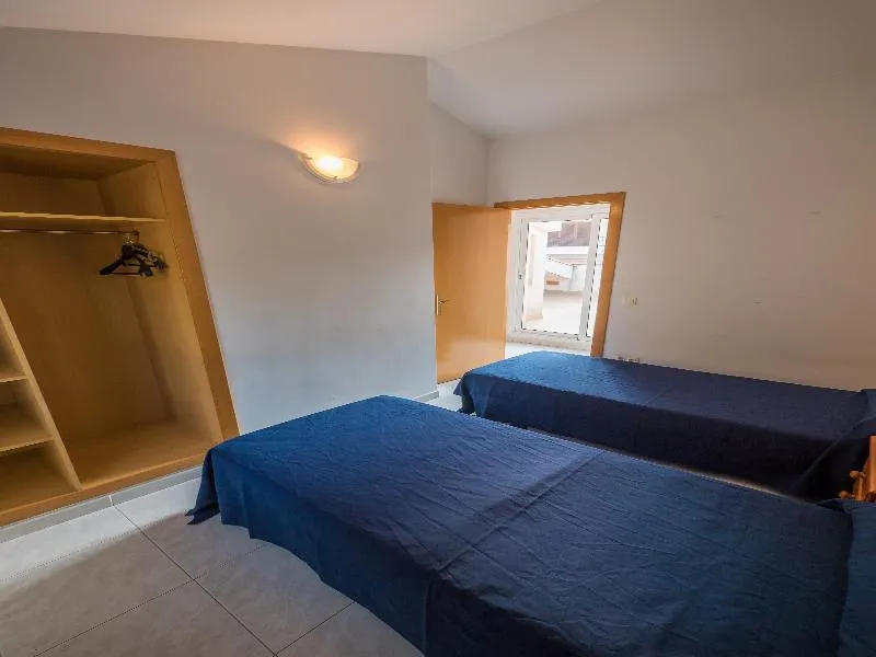 APARTMENT CAPACITY 6 TWO BEDROOMS Room, Apartaments AR Nautic, Costa Brava