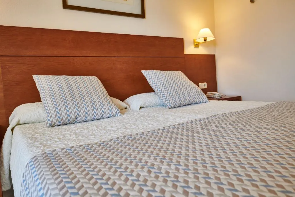 STUDIO STANDARD Room, Hipotels Bahia Grande, Majorca