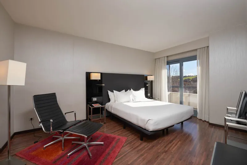 JUNIOR SUITE STANDARD Room, Eurostars Monte Real, Madrid