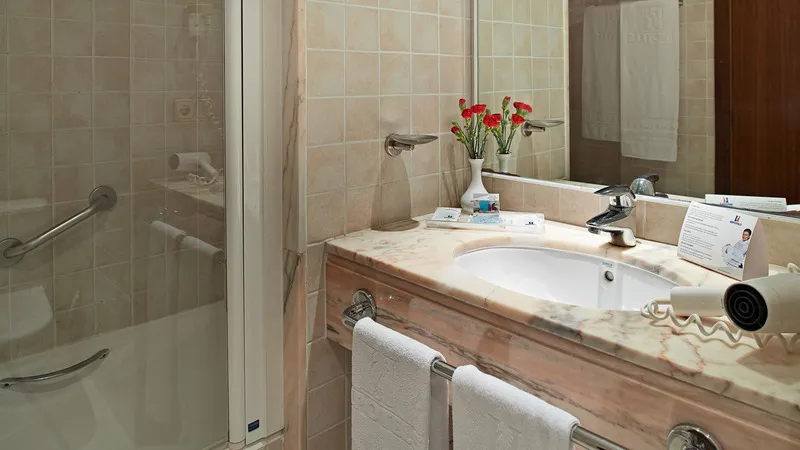 Double or Twin SEA VIEW Room, Hipotels Don Juan, Majorca