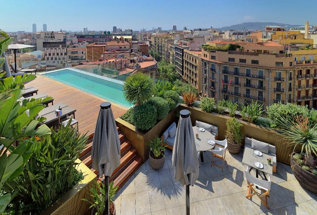 Pool, The One Barcelona, Barcelona
