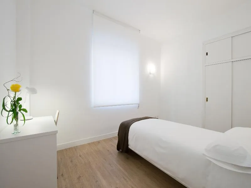 SINGLE STANDARD Room, NeoMagna Madrid, Madrid