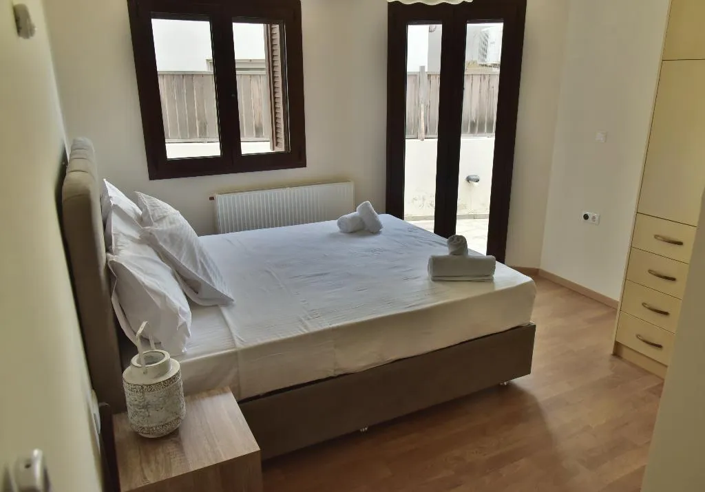 APARTMENT CAPACITY 4 TWO BEDROOMS Room, Pearls of Crete-Holiday Residences, Crete