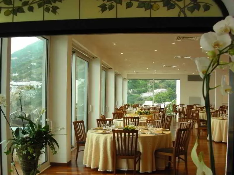 Restaurant, Tramonto D'oro, Naples
