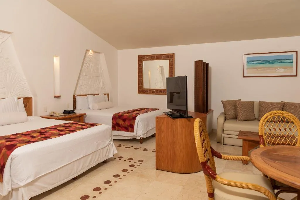 FAMILY ROOM OCEAN VIEW Room, Sunset Fishermen Beach Resort Playa Del Carmen, Cancun Area