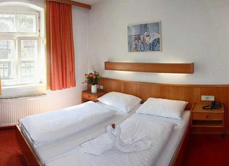 DOUBLE STANDARD Room, Goldene Krone, Innsbruck