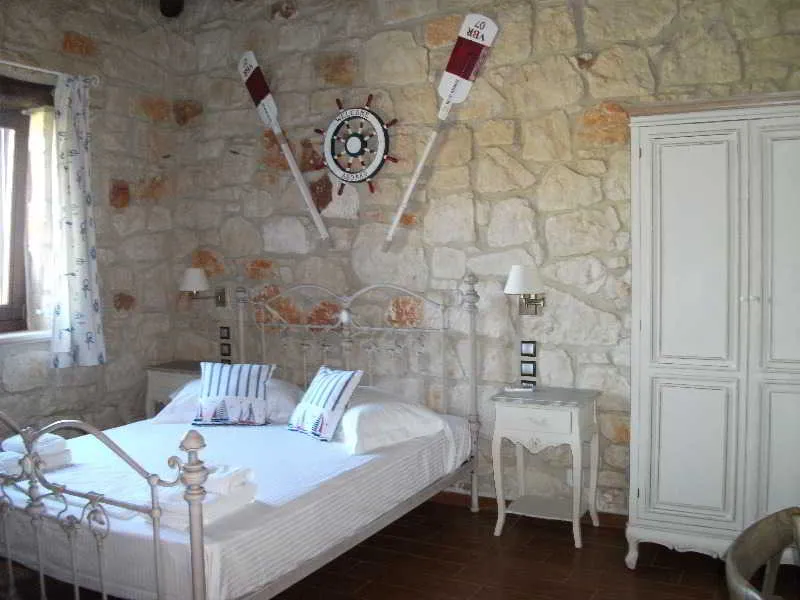 Room, Kavos Psarou Villas, Zante