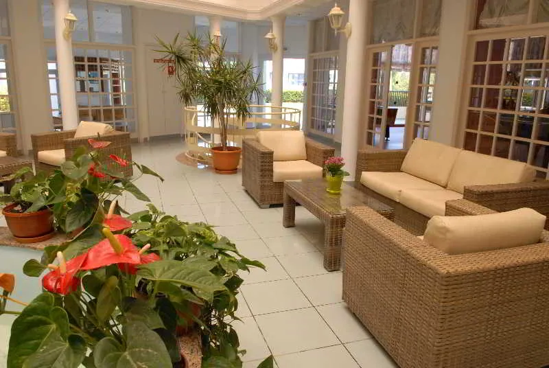 Lobby, Maistrali Hotel  Apts, Cyprus