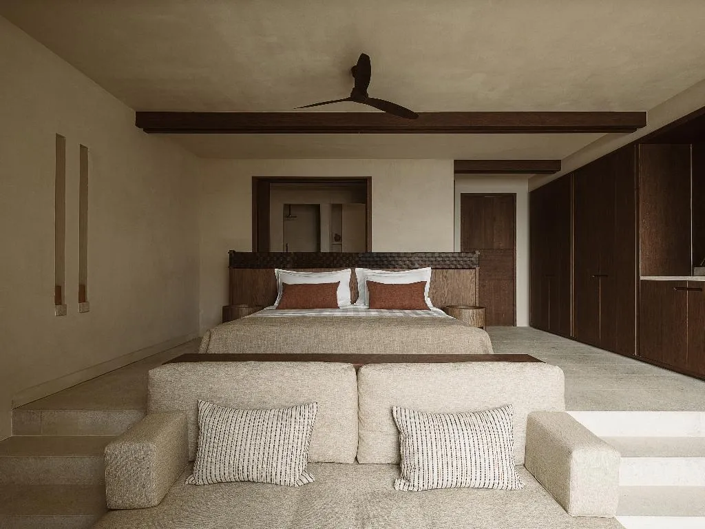 SUITE WITH PRIVATE POOL Room, The Revery, Crete