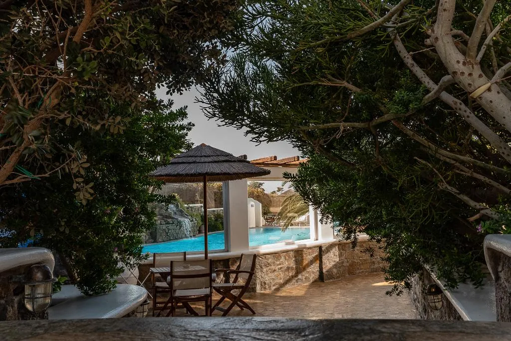 SUITE SUPERIOR POOL VIEW Room, Mykonian Iros, Mykonos