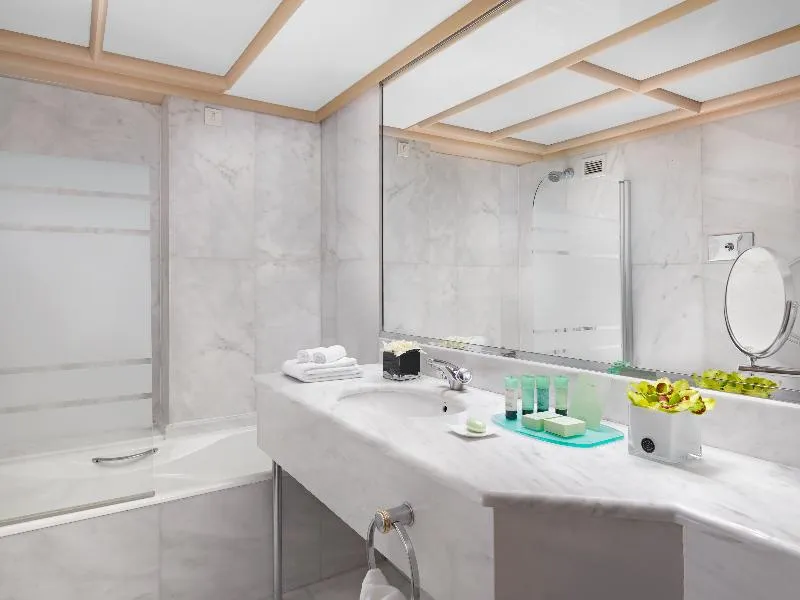 JUNIOR SUITE STANDARD Room, NJV Athens Plaza, Athens