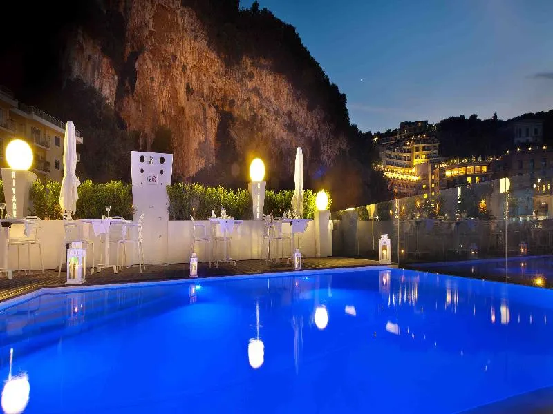 Pool, Rivage Hotel, Naples