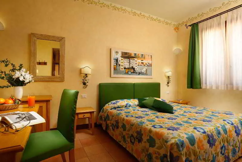 Room, Hotel Santa Maria, Rome