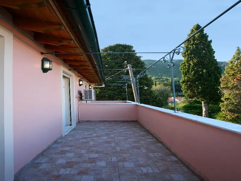 Terrace, Alexis Apartments Benitses, Corfu