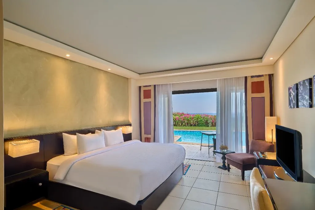 Room, Grand Rotana Resort & Spa, Red Sea Riviera