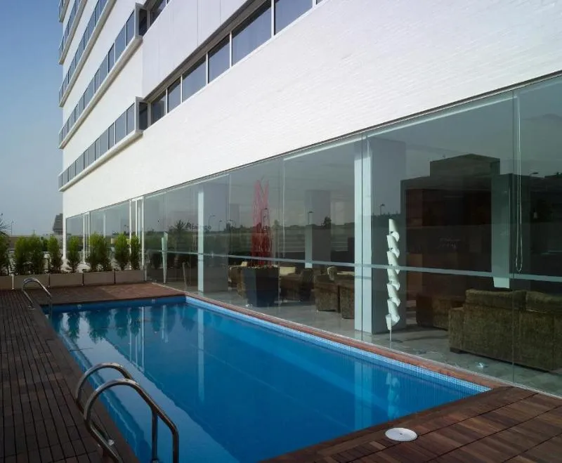 Pool, Xon's Valencia, Valencia